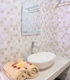 Mailaku House - Salle de bain
