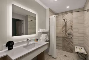 Wyndham Garden Galena Hotel & Day Spa - Salle de bain