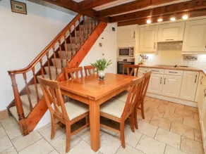 Eastburn Cottage - Interior