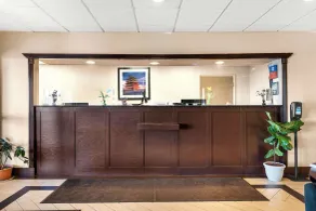 SureStay Plus by Best Western Reading North - Réception
