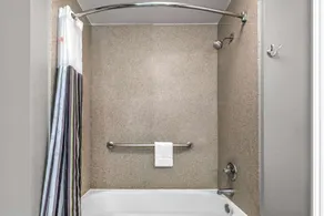 La Quinta by Wyndham Belton - Temple South - Salle de bain