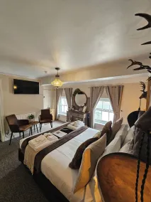 Creates - Room