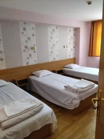 Hotel Mehdjarel - Habitación