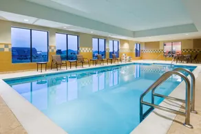 Hampton Inn & Suites Peoria at Grand Prairie, IL - Piscine