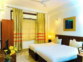 BedChambers Serviced Apartments - Artemis Hospital - Camera