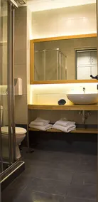 Athlos Hotel - Bathroom