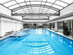 Mantra on Russell - Pool