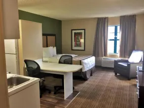 Motel 6 Suites Rochester Henrietta, NY - Camera