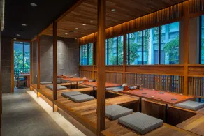 The Aviary Hotel - Restaurant