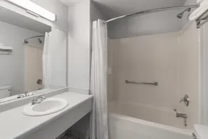 Days Inn by Wyndham Canon City - Salle de bain