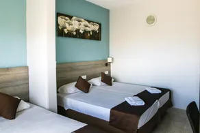 Beach Garden Hotel - Værelse