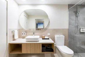 Adina Chermside Brisbane - Badezimmer