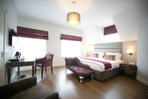 The Pillar Hotel - Room
