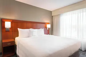 Courtyard by Marriott Bloomington Normal - Chambre