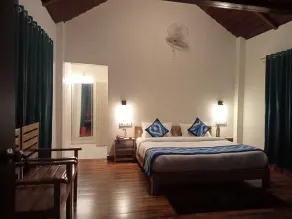 LaSerene The Cottage - Pangot - Room