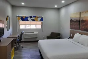 Days Inn by Wyndham Childress - Room