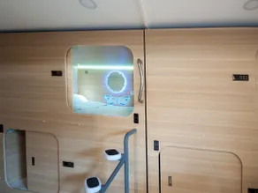Capsule Hotel Happy lounge - Room