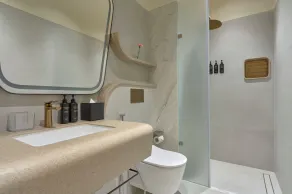 Swirl Transit Hotel by Adani, Navi Mumbai - Bagno