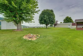 Serene Johnson City Home w/ Mountain Views - Innvendig