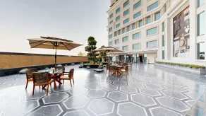 The Leela Hyderabad  Banjara Hills  - Vue de la chambre
