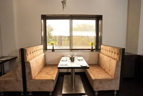 Hotel Grand Sarowar - Restaurant