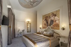 Heritage Hotel Life Palace - Habitación