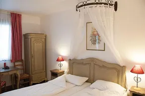 The Originals Boutique, Hôtel La Ferme du Pape, Eguisheim - Værelse
