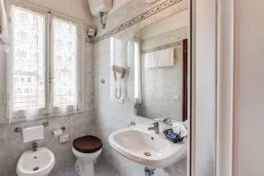 Hotel S.Giorgio & Olimpic - Bathroom