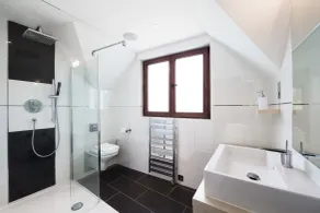 8 Ashbrook Mews - Badezimmer