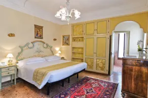 Hotel La Fenice et Des Artistes - Room