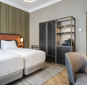 DoubleTree by Hilton Brussels City - Room