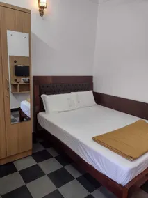 Padmashree lodge - Room