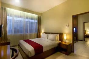 Seminyak Square Hotel And Villas - Room