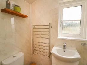 Marches Way, RHAYADER - Badezimmer