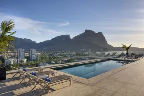 Windsor Tower Hotel - Pool