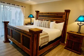 Lantern Light Inn - Romantic Getaway - Chambre