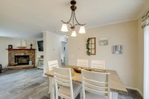 Efficiently Equipped Lewis Home: Deck & Gas Grill! - Interiør