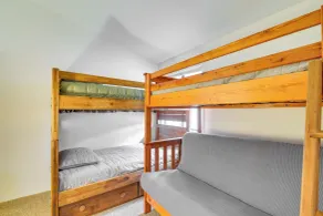 Swiss Mtn Condo: 3 Mi to Seven Springs Resort - Interior