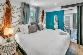The Saint Hotel - Rum