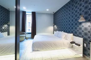 The Vault Hotel - Vista do quarto