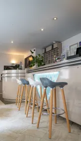 Plazza Hotel - Restaurant