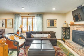 Charming Savage Home w/ Yard: 18 Mi to Minneapolis - Innvendig