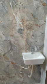 The King Heaven - Baño