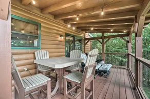 Yellow Mountain Blairsville Cabin w/ Scenic Deck - Innvendig