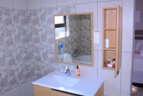 Serene Cottage - Bathroom