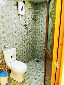 Milk House Cottage - Bathroom