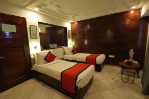 Hotel KK By Spree Rajkot - Pure Veg - Rom
