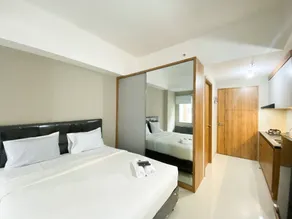 Minimalist Studio Room LRT City Jatibening Apartment - Zimmer