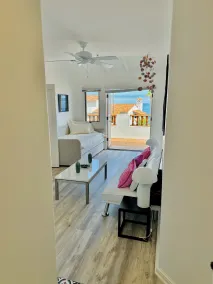 H1858 - Hamilton Cove Villa 18-58 - Room
