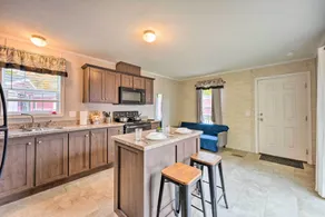 Cassopolis Cabin Close to Parks & Fishing! - Interior